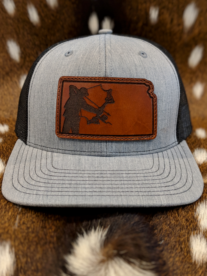 State of Kansas Bowfisherman PATCH Hat - Shirt Guys Bowfishing and Hunting T-Shirts